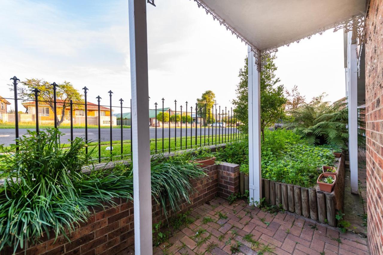 Golden Age Motor Inn Queanbeyan Εξωτερικό φωτογραφία